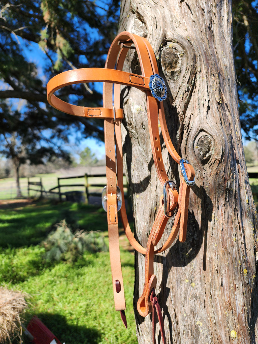 Handmade harness leather browband headstall by Starlight Leather Co.