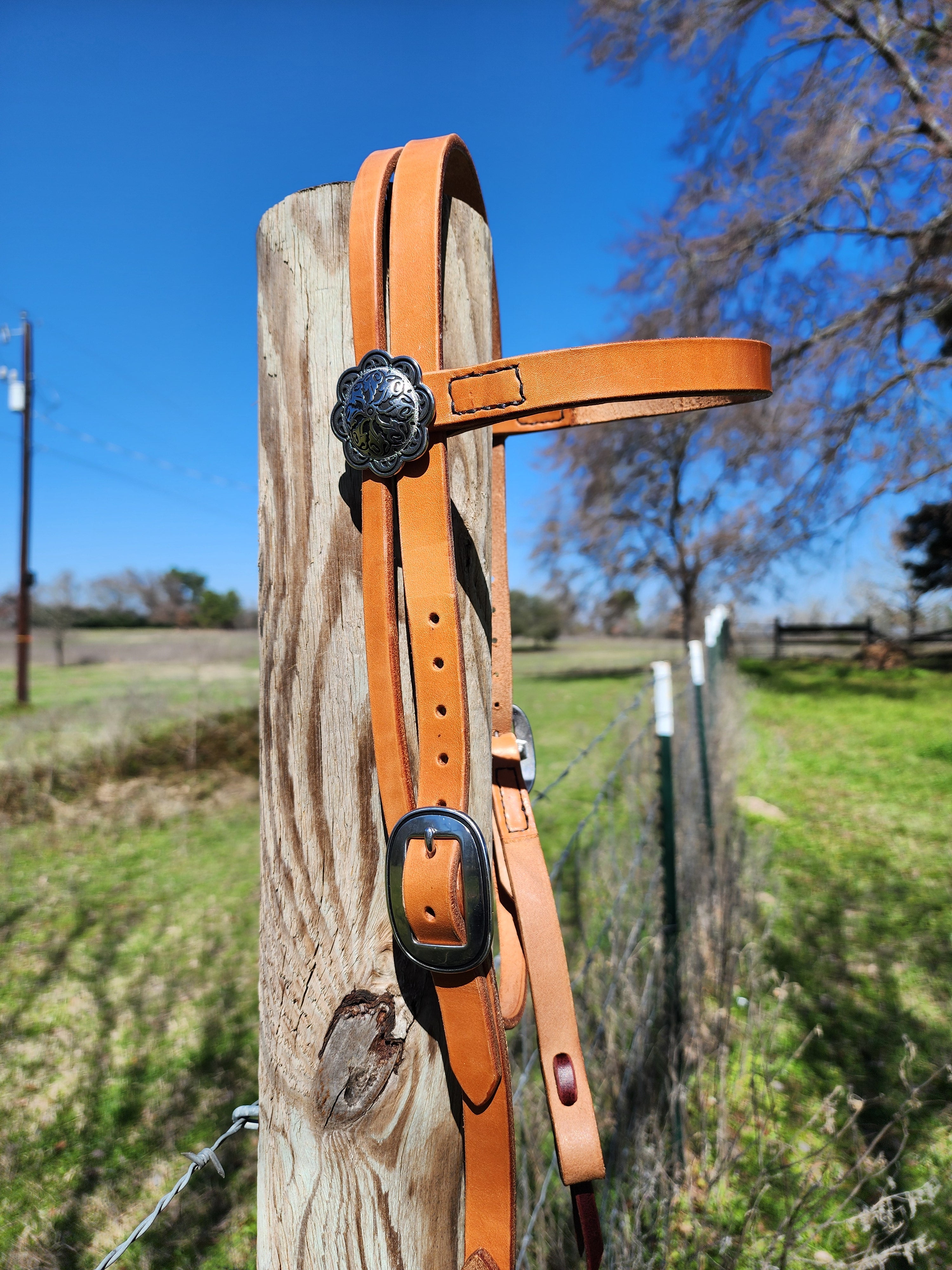 Handmade harness leather browband headstall by Starlight Leather Co.