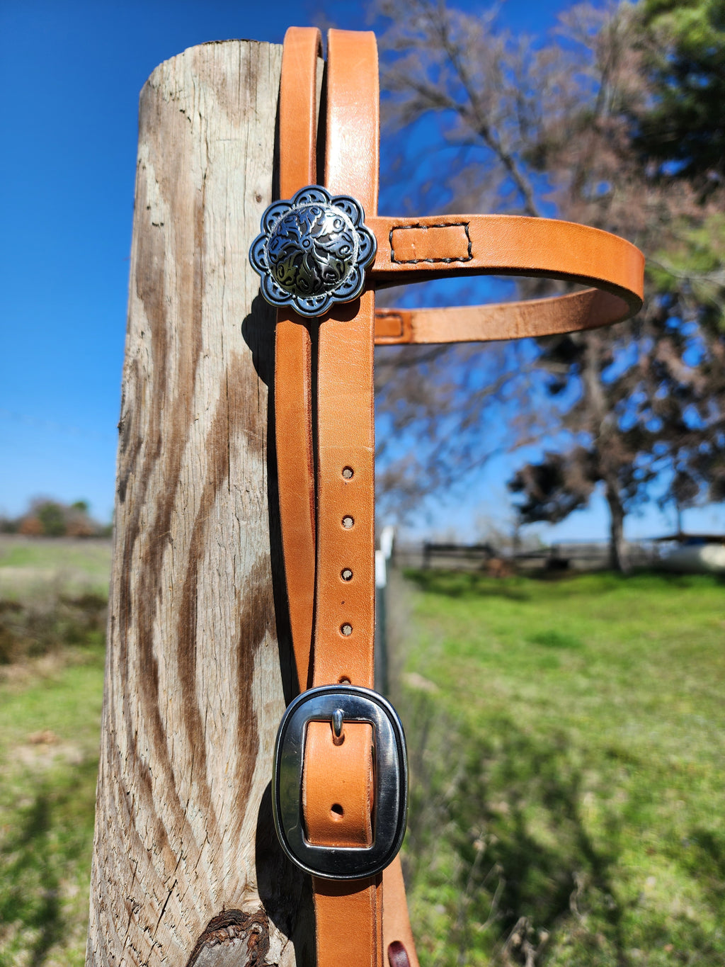 Handmade harness leather browband headstall by Starlight Leather Co.