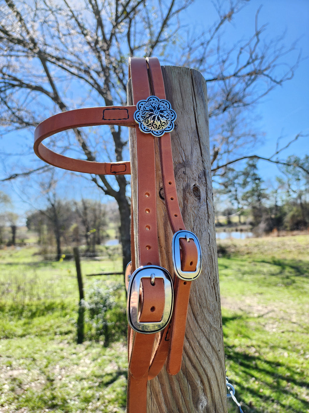 Handmade harness leather browband headstall by Starlight Leather Co.