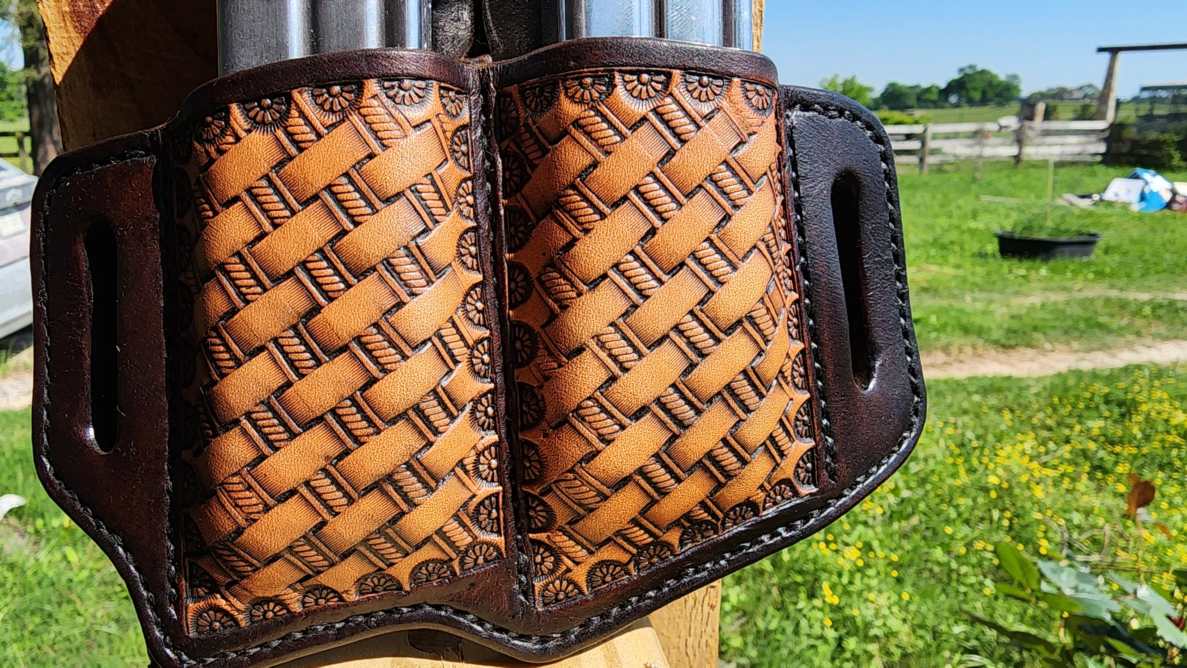 Double Stack Magazine Holder - Two-Tone Basketstamp